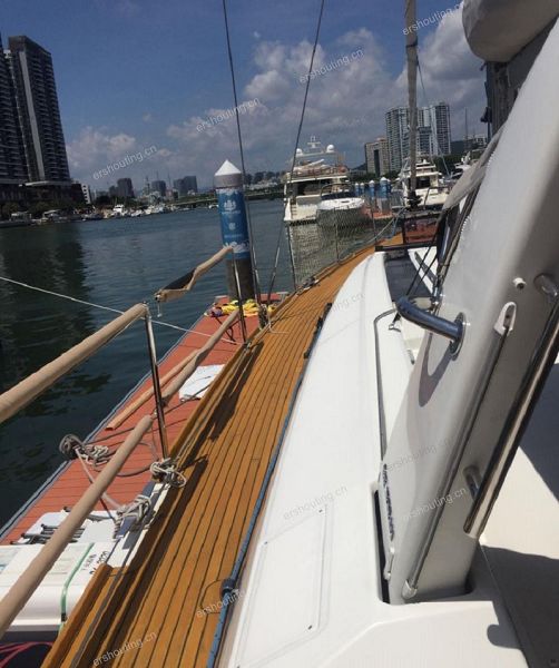 Beneteau Oceanis 55