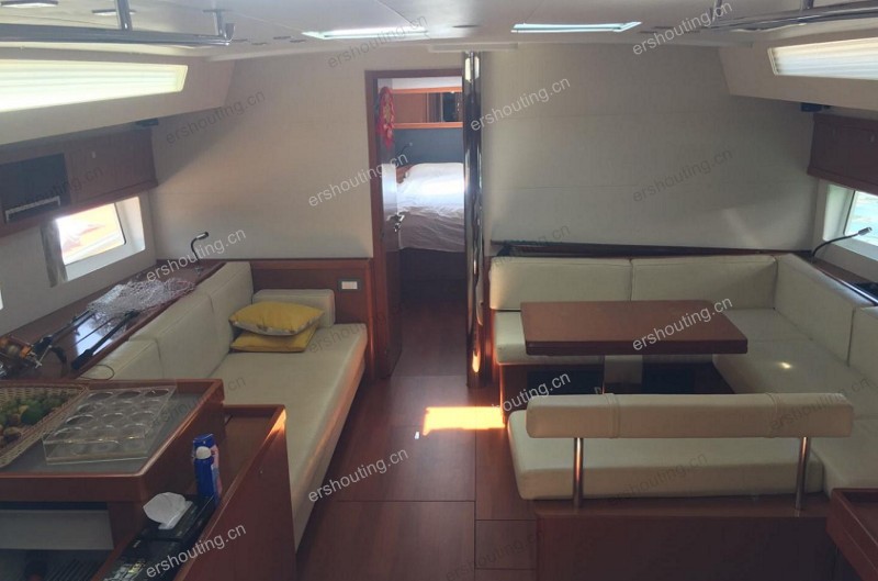 Beneteau Oceanis 55