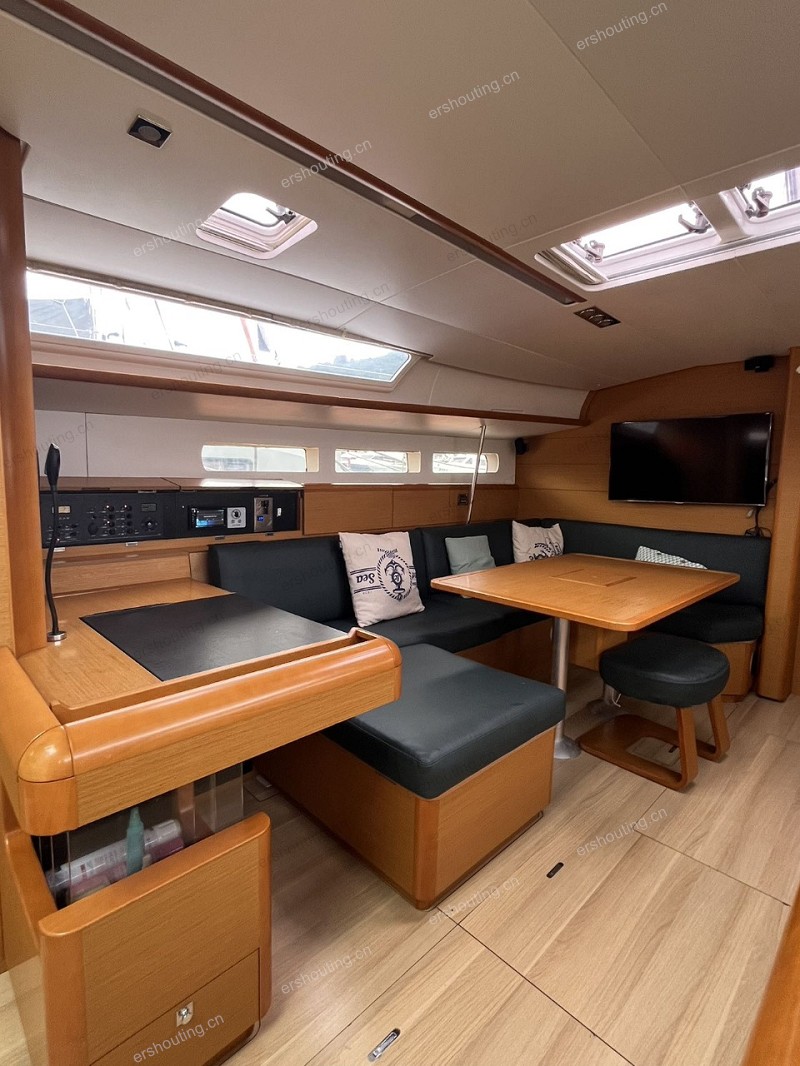 Jeanneau 509帆船