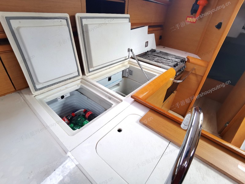 Jeanneau 509帆船
